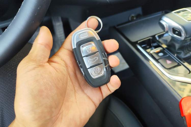 Used Hongqi E-QM5 2023 560km PLUS
