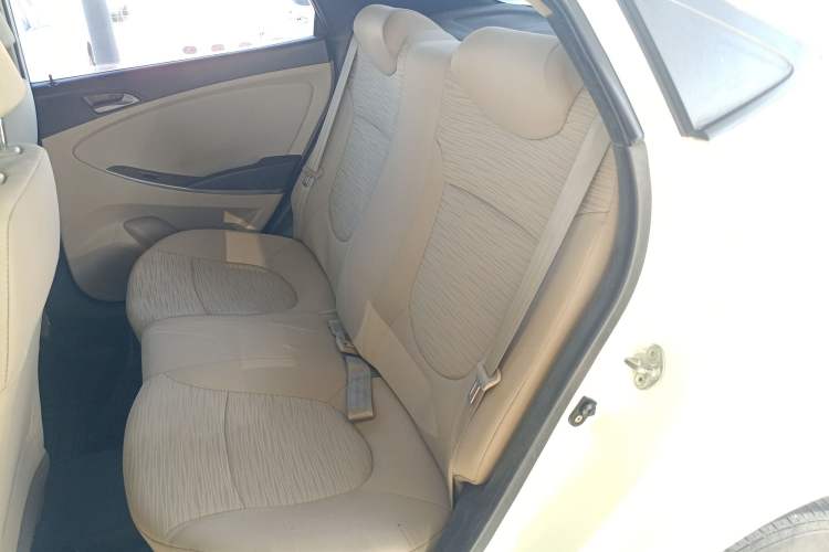 Used Hyundai Verna 2014 1.4L Manual Smart GLS Trim