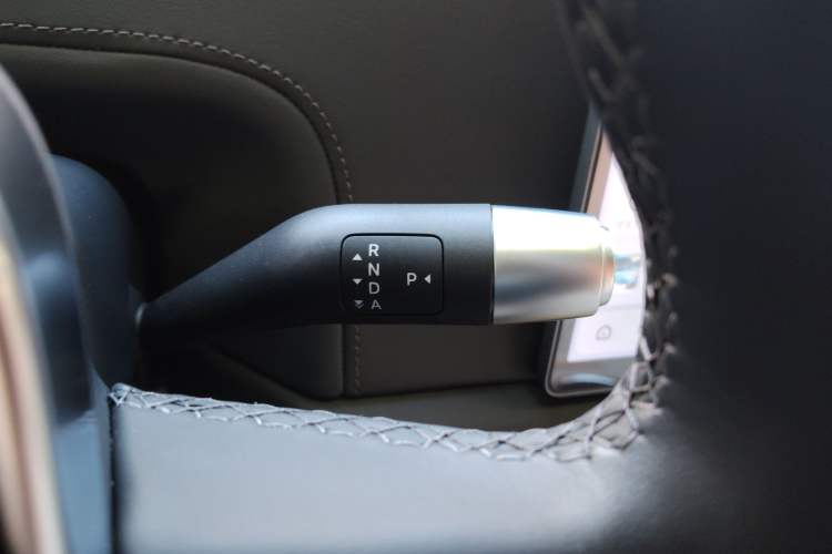 Used Li Auto L6 2025 Pro Smart Refresh Edition
