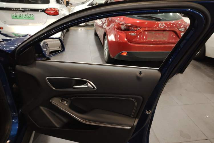 Used Mercedes-Benz GLA 2017 GLA 200 Fashion Model