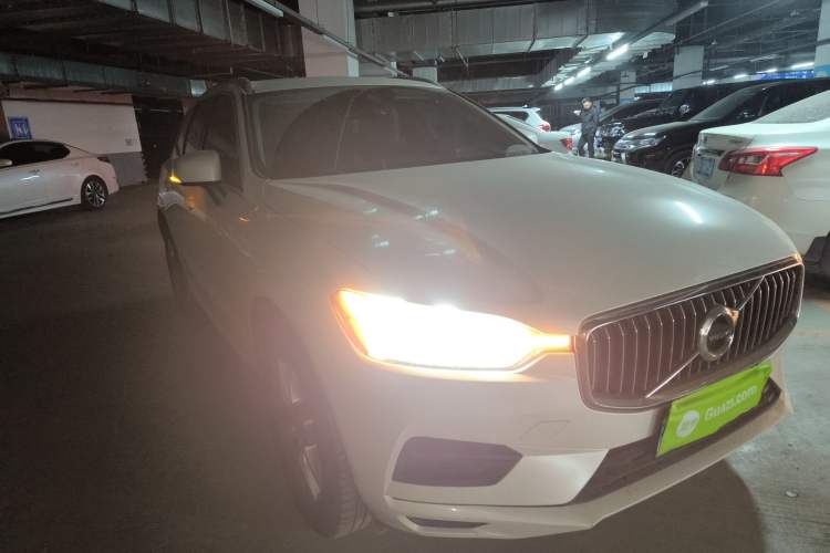 Used Volvo XC60 2019 T5 4x4 Smart Edition China VI Standard
