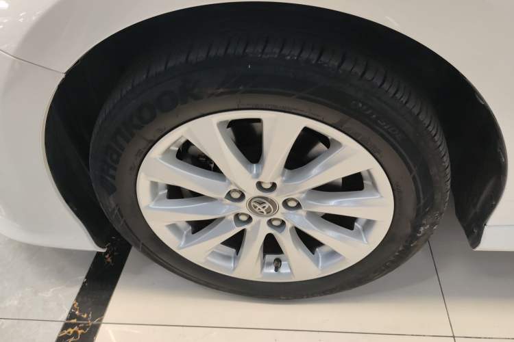 Used Toyota Camry 2019 Revised Version 2.0G Luxury Edition
