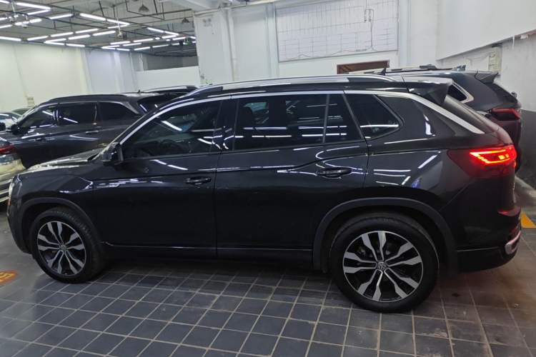 Used Volkswagen Tayron 2020 380TSI All-Wheel Drive R-Line Connected Version
