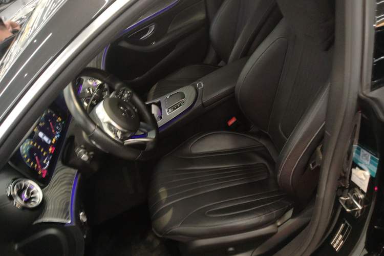 Used Mercedes-Benz CLS 2021 CLS 300 Luxury Model
