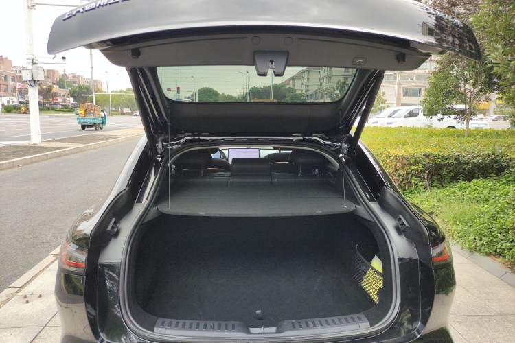 Used Baojun Enjoy 2025 Plug-in Hybrid 140km Luxury Edition
