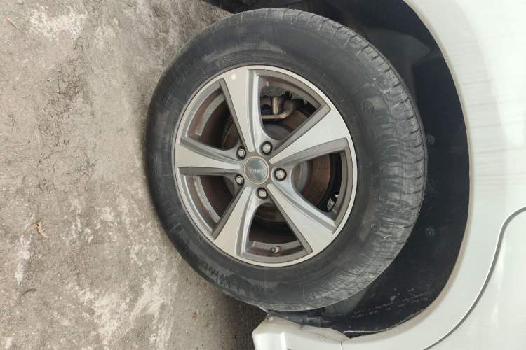 Used Haval H6 2016 Upgraded Model 1.5T Manual Two-Wheel Drive Elite Version
