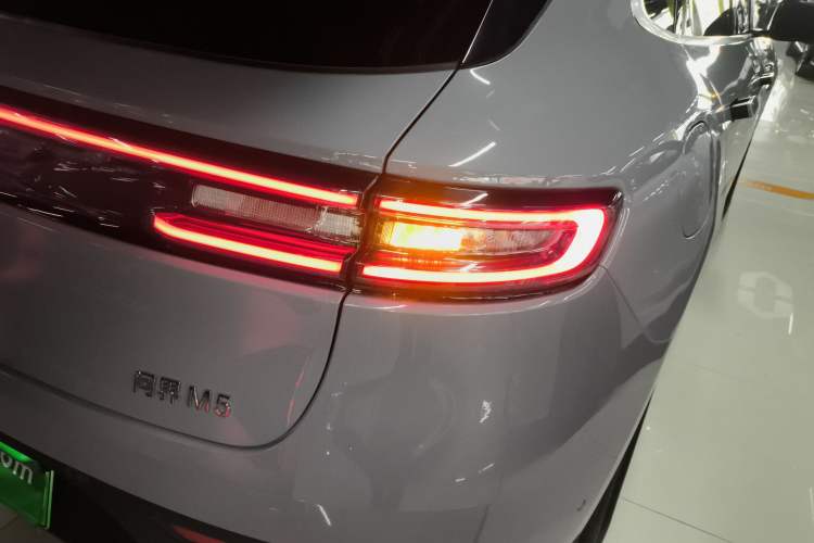 Used Hima AITO M5 2024 Extended-Range Max Rear-Wheel Drive Advanced Intelligent Driving Version
