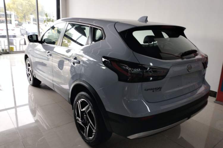 Used Nissan Qashqai 2025 Honor 2.0L CVT XV+ Leading Edition
