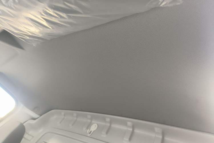 Used Wuling Yangguang 2024 300km Range Practical Window-Sealed Version 75kW
