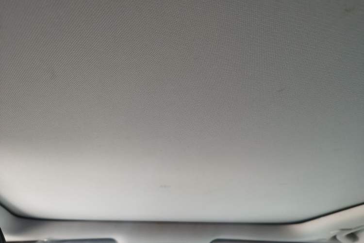 Used Jeep Cherokee 2019 2.0T Two-Wheel Drive Smart Enjoyment Version China VI
