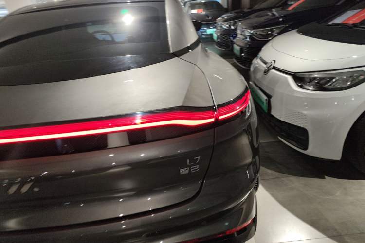 Used  L7 2022 Pro Model
