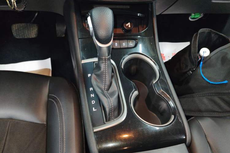 Used Buick Verano 2015 Sedan 20T Dual-Clutch Leading Model