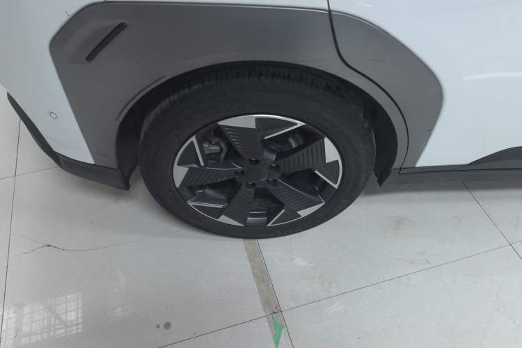 Used AION Y 2022 70 Enjoyment Edition Lithium Iron Phosphate