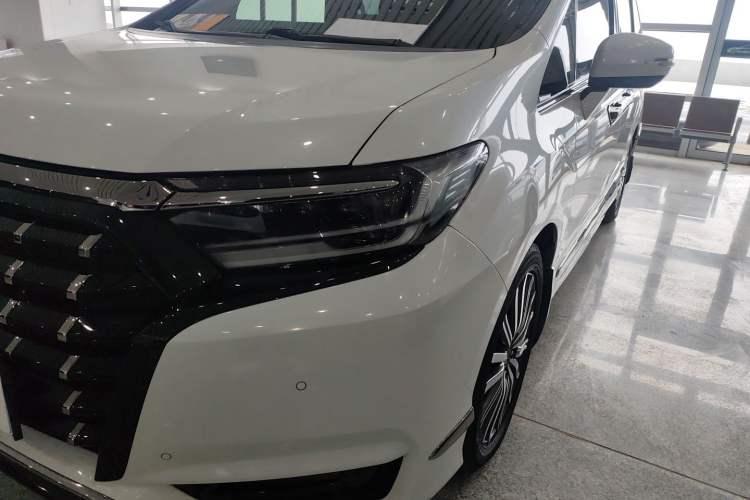 Used Honda Elysion 2022 2.0L eHEV Luxury First Edition