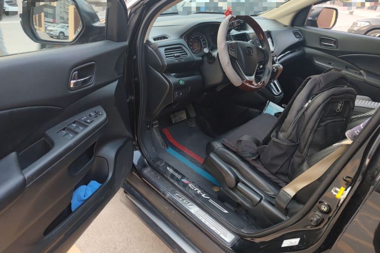 Used Honda CR-V 2016 2.0L two-wheel drive Urban Edition