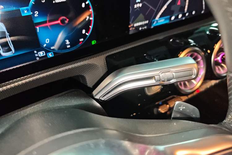 Used Mercedes-Benz A-Class 2022 Restyled A 200 L Sport Sedan Fashion Version
