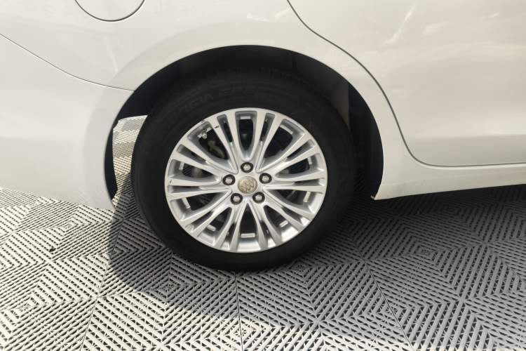 Used Buick GT 2017 15N Automatic Elite Version
