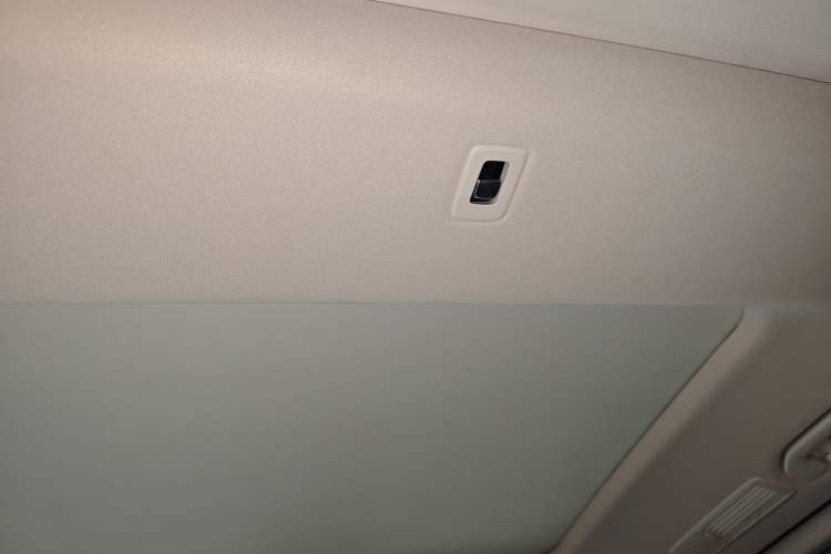 Used Mercedes-Benz V-Class 2022 V 260 L Long Wheelbase Prestige Edition