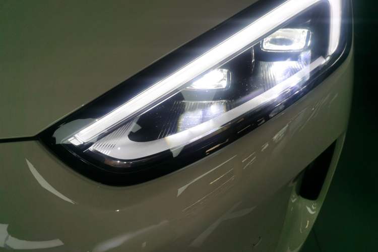 Used Hima AITO M5 2025 Extended-Range Ultra All-Wheel-Drive Version
