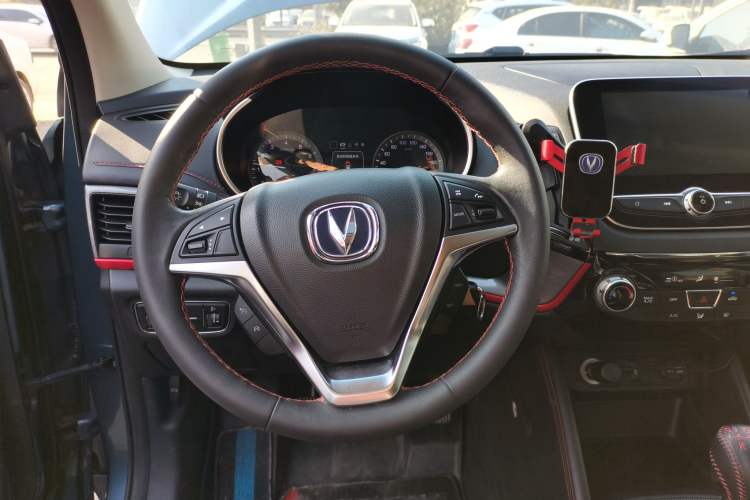 Used Changan CS55 2018 1.5T Manual Colorful Model China V Standard