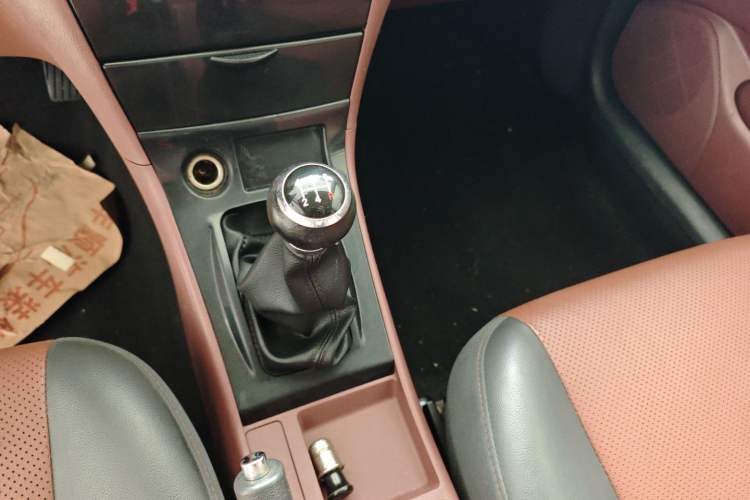 Used BYD F3 2012 Energy-Saving Edition 1.5L Manual Comfort Model
