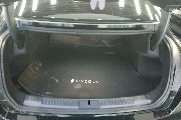 Used Lincoln Z 2025 2.0T Prestige Edition
