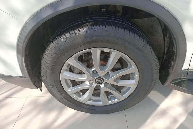 Used Nissan X-Trail 2019 2.0L CVT Smart Connect Comfort Edition 2WD
