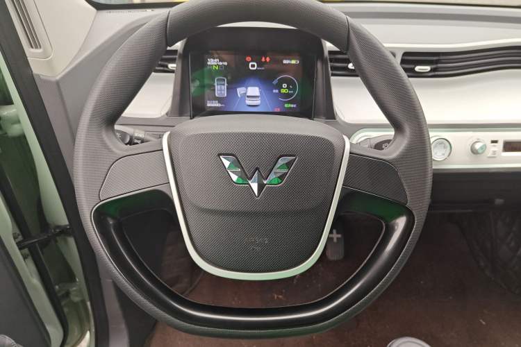 Used Wuling Hongguang MINIEV 2021 Macaron Premium Model – Lithium-NMC