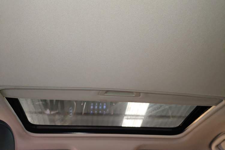 Used Chevrolet Monza 2019 Redline 320T Dual-Clutch Sporty Version China VI Standard
