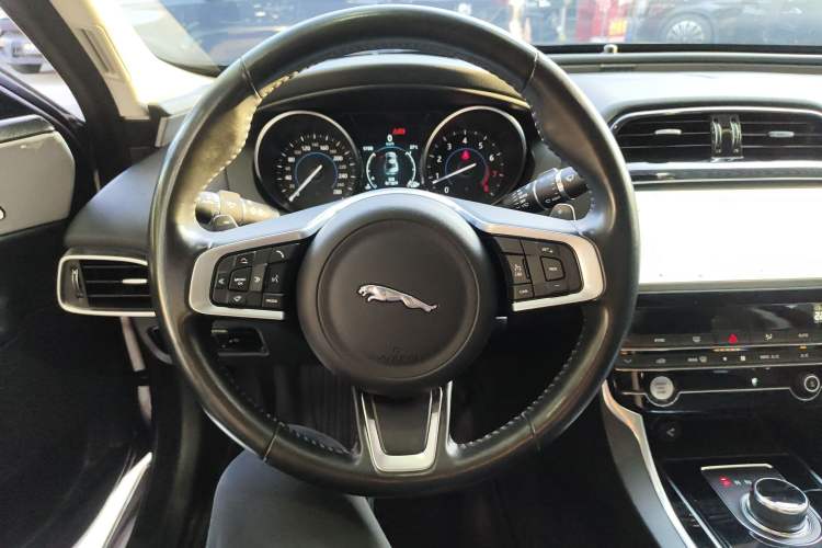 Used Jaguar XEL 2019 2.0T 200 PS Luxury Edition