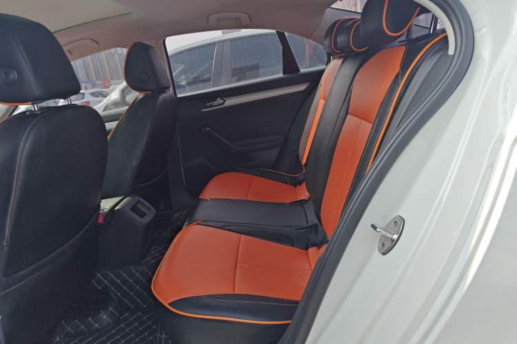 Used Volkswagen Lamando 2018 230TSI DSG Fashion Edition
