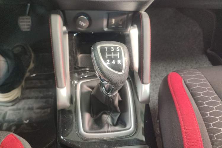 Used BAIC Senova X35 2016 1.5L Manual Elite Edition