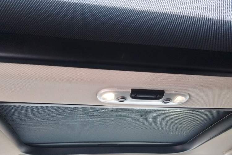 Used  MINI 2015 1.5T COOPER Fun Five-Door Edition
