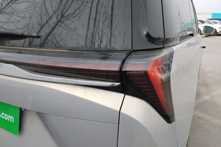 Used Buick GL8 2025 Lu Zun Deluxe Edition