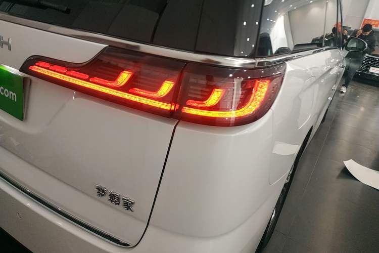 Used VOYAH Dream 2022 Low-Carbon Edition Dream+ Smart Enjoyment Package