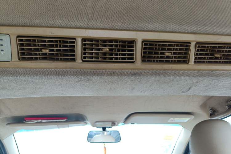 Used Wuling Hongguang 2015 1.5L S1 Comfort China V Standard
