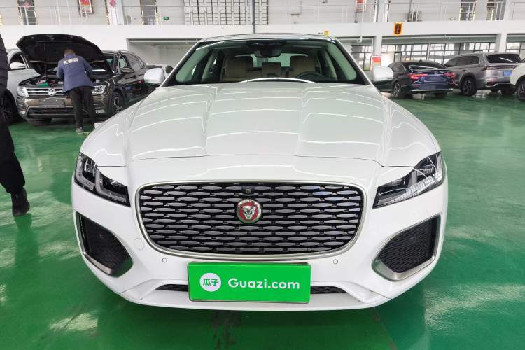 Used Jaguar XFL 2024 2.0T P250 Two-Wheel Drive Prestige Luxury Edition
