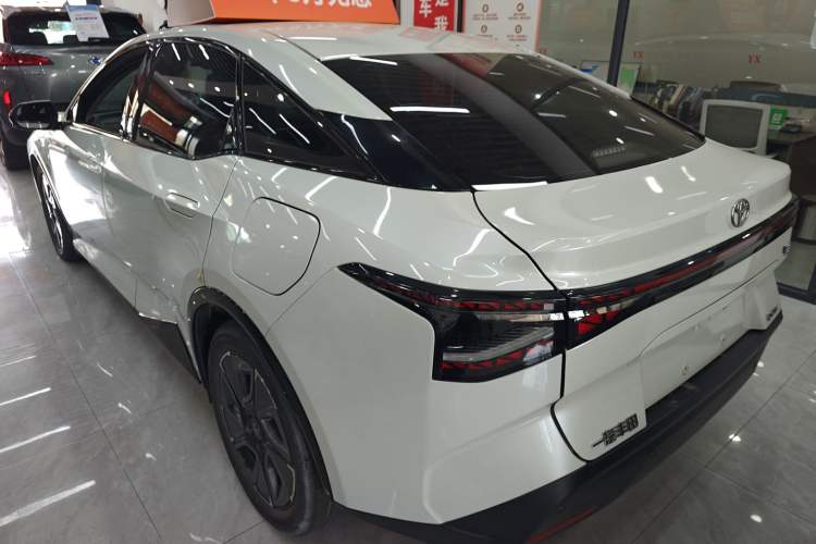 Used Toyota bZ3 2023 517 km Elite PRO