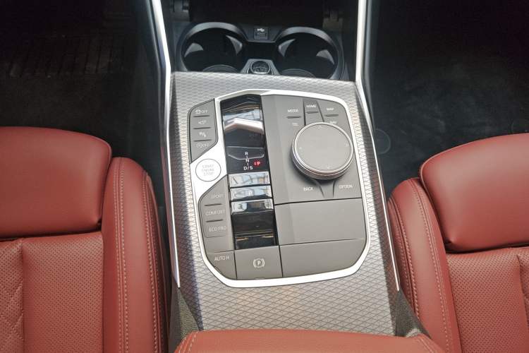 Used BMW 3 Series 2025 330Li M Sport Shadowline Package
