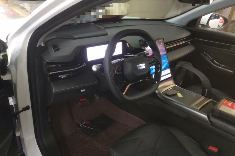 Used  L6 2024 60km PLUS Dragon Edition