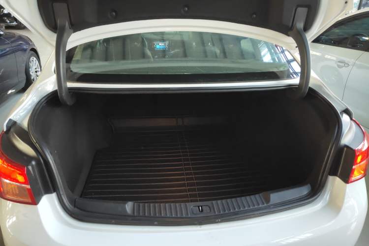 Used Buick Verano 2015 Sedan 20T Dual-Clutch Leading Model
