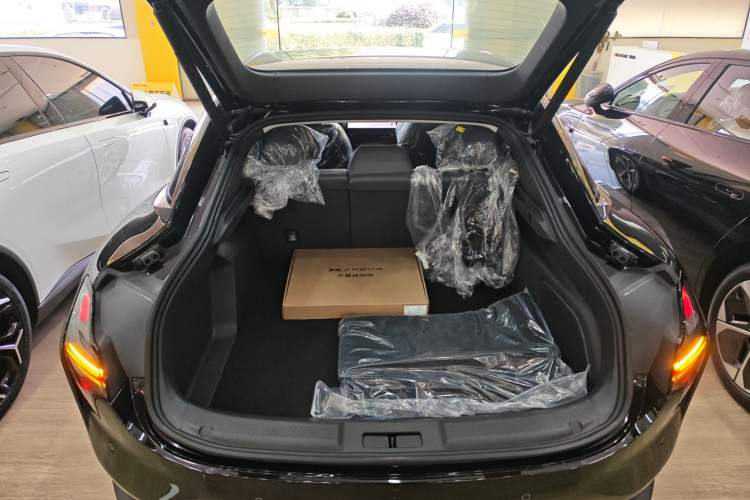 Used XPeng MONA M03 2025 620 Ultra-Long Range Plus
