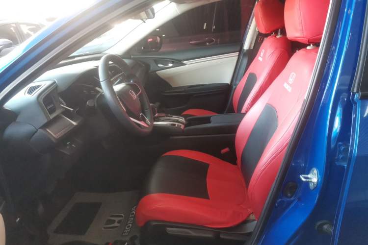 Used Honda Civic 2016 220TURBO CVT Luxury Edition
