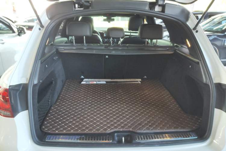 Used Mercedes-Benz GLC 2021 GLC 260 L 4MATIC Luxury Model
