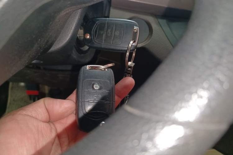 Used Baojun 310W 2017 1.5L Manual Comfort Model China V Standard