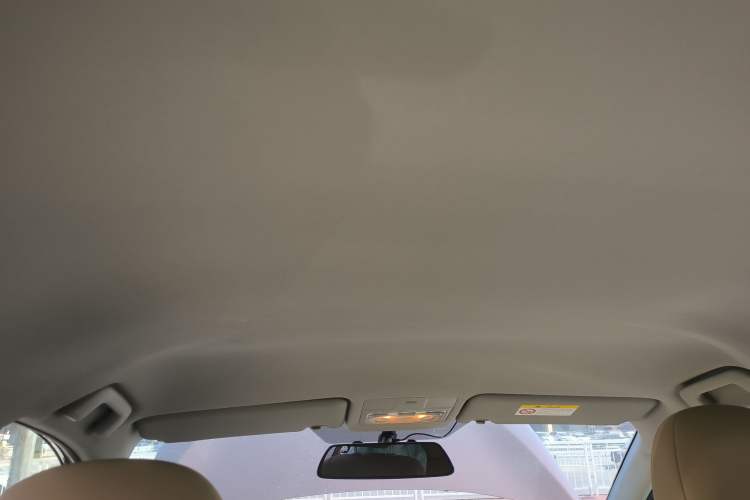 Used Toyota RAV4 2015 2.0L CVT Two-Wheel Drive Urban Edition
