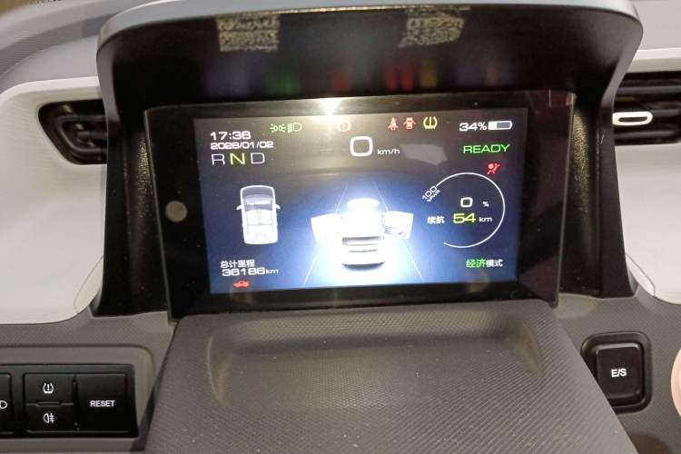 Used Wuling Hongguang MINIEV 2022 Macaron Premium Model – Lithium Iron Phosphate
