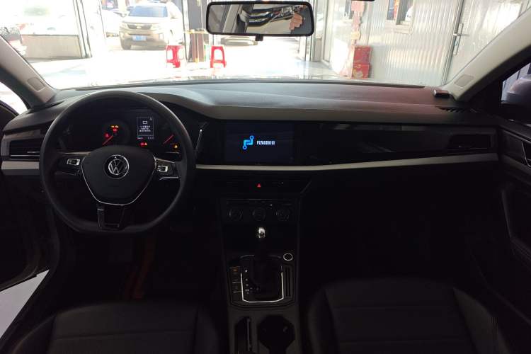 Used Volkswagen Lavida 2019 1.5L Automatic Comfort Edition China VI Standard