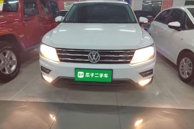 Used Volkswagen Tiguan L 2017 330TSI Automatic Two-Wheel Drive Comfort Edition