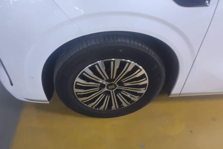 Used BYD Xia 2025 DM-i 1.5T 180km Beyond Edition